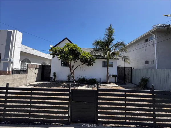 $3,295 | 563 West 12th Street, San Pedro, CA 90731
