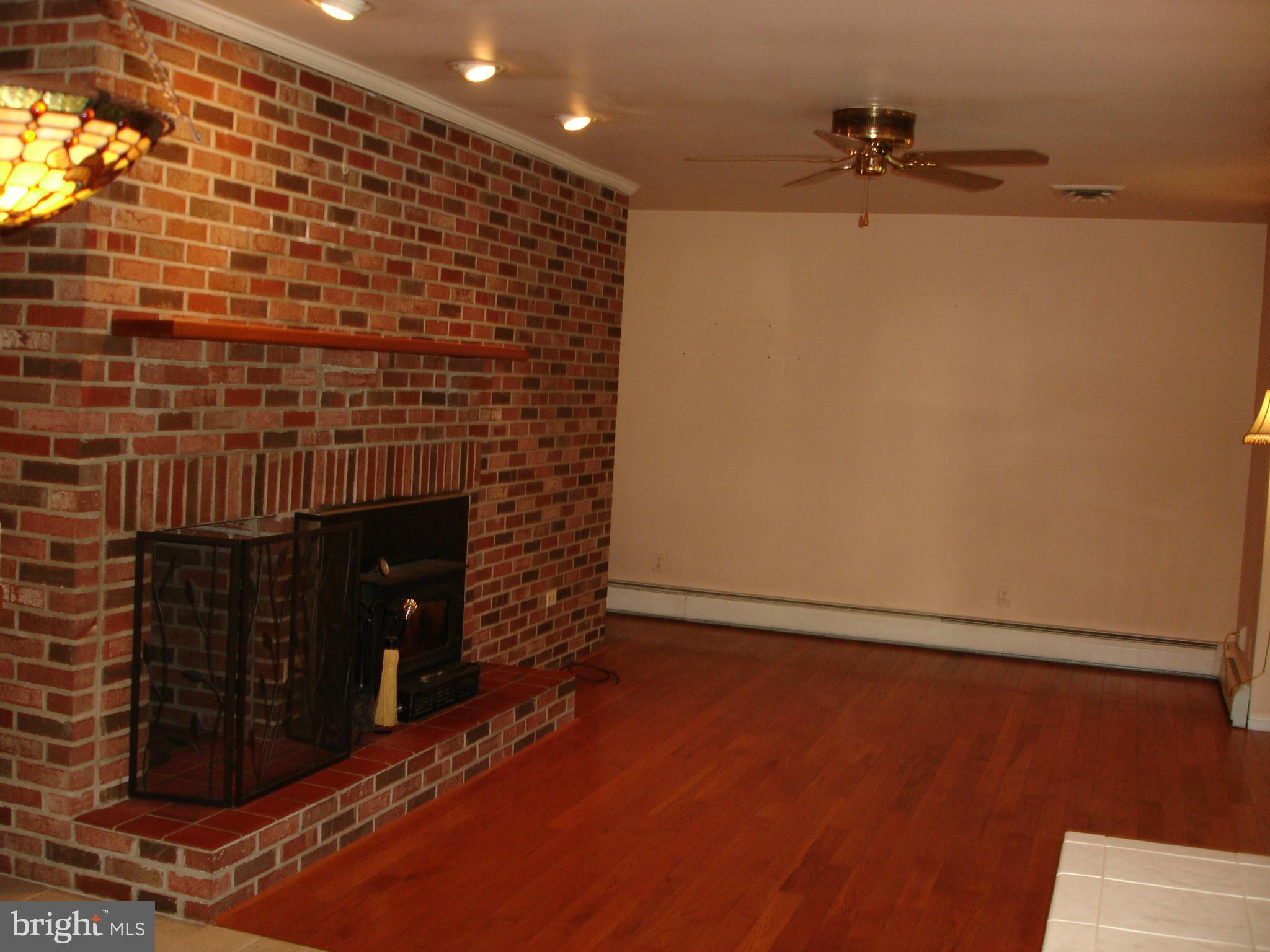 3350 Deep Landing Road Huntingtown, MD 20639 - Photo 11 of 30 Family Room
