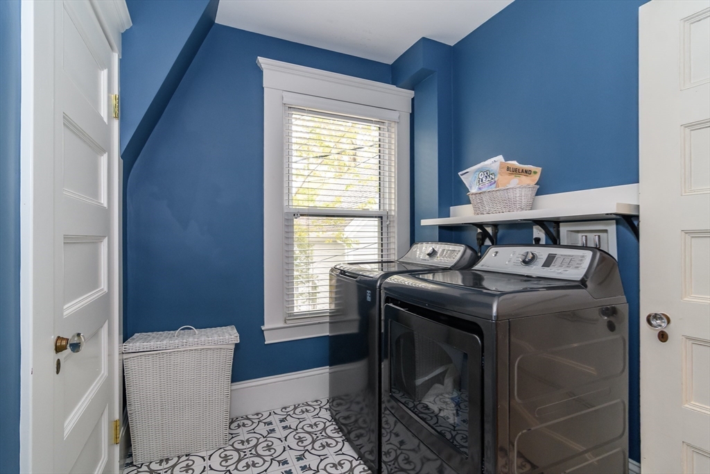 17 Grove Street Natick, MA 01760 - Photo 24 of 31