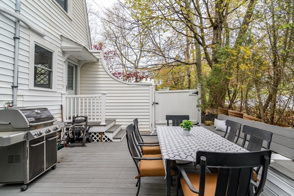 17 Grove Street Natick, MA 01760 - Photo 28 of 31