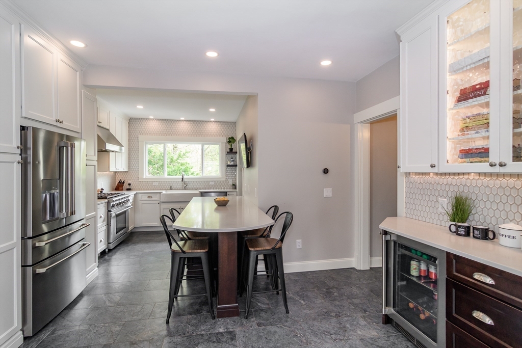 17 Grove Street Natick, MA 01760 - Photo 7 of 31
