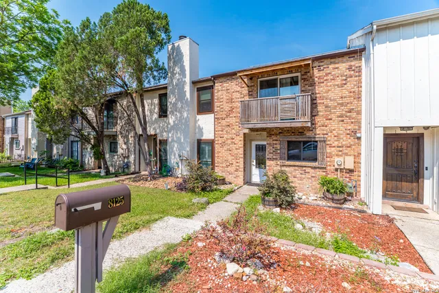 $1,550 | 8125 Scottshill, San Antonio, TX 78209