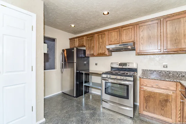 $1,550 | 8125 Scottshill, San Antonio, TX 78209