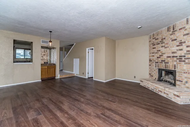 $1,550 | 8125 Scottshill, San Antonio, TX 78209