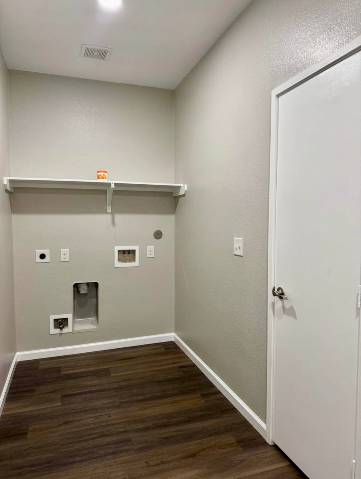 4741 Providence Street Houston, TX 77020 - Photo 21 of 22 a view of empty room with wooden floor
