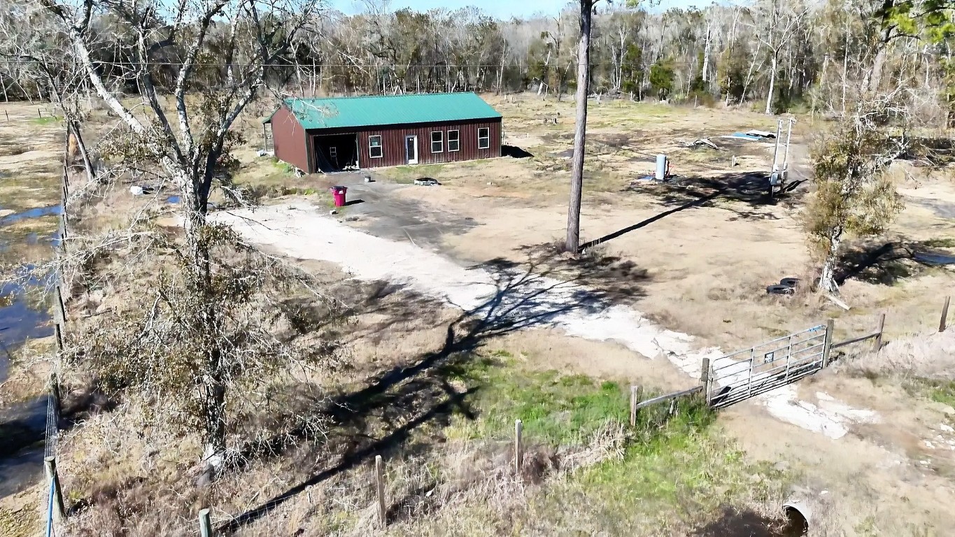 7072 County Road 3 Sweeny, TX 77480 - Photo 5 of 23 a view of a covered with snow in the yard