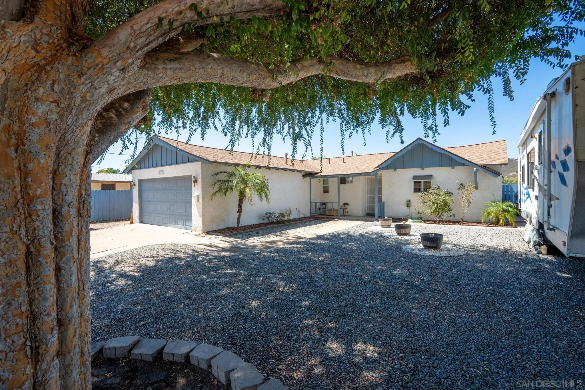 13810 Tobiasson Road Poway, CA 92064 - Photo 2 of 25 Gallery Image 2