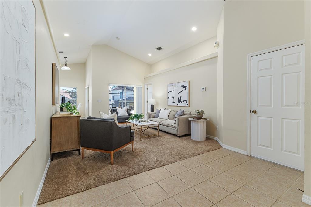 348 Robin Road Davenport, FL 33896 - Photo 5 of 43