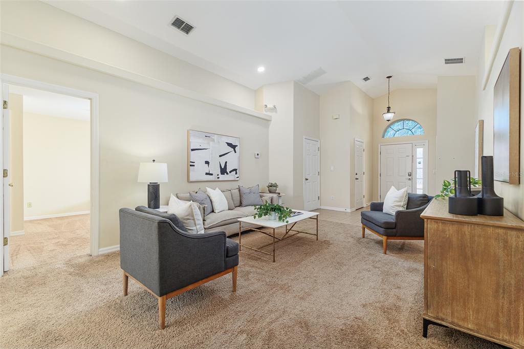 348 Robin Road Davenport, FL 33896 - Photo 6 of 43