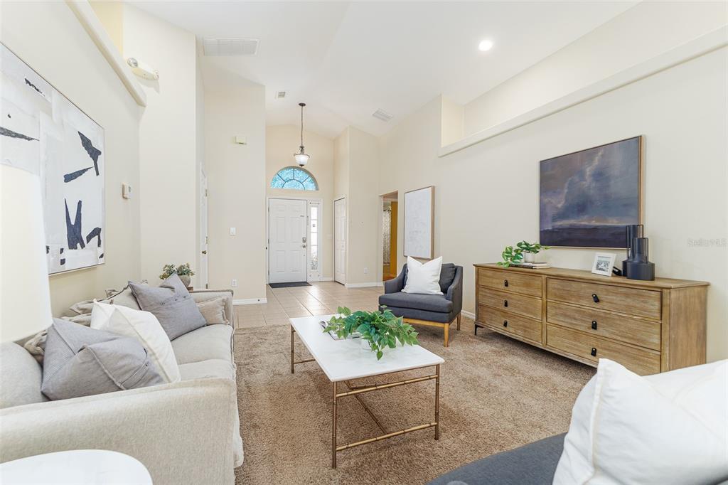 348 Robin Road Davenport, FL 33896 - Photo 7 of 43