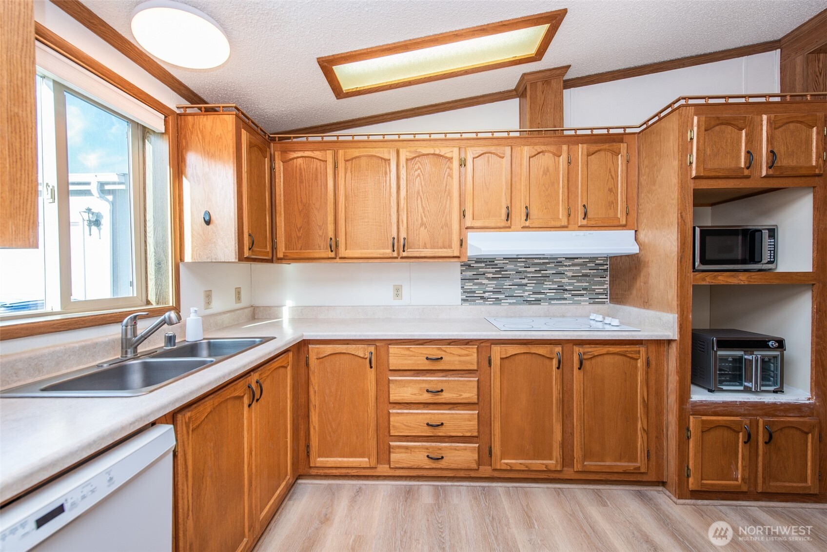 628 North 7th Avenue, Unit 12 Sequim, WA 98382 - Photo 11 of 27