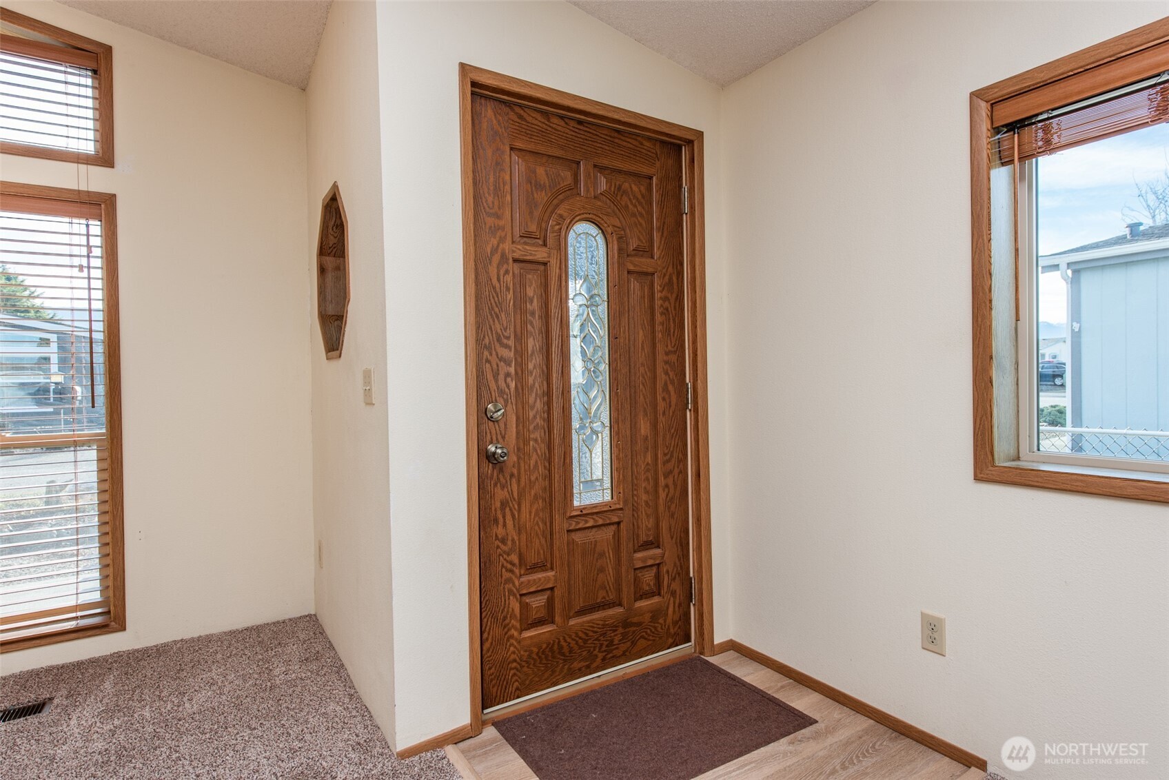 628 North 7th Avenue, Unit 12 Sequim, WA 98382 - Photo 3 of 27