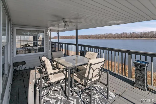 $179,000 | 102 Mary Street, Hardin, IL 62047