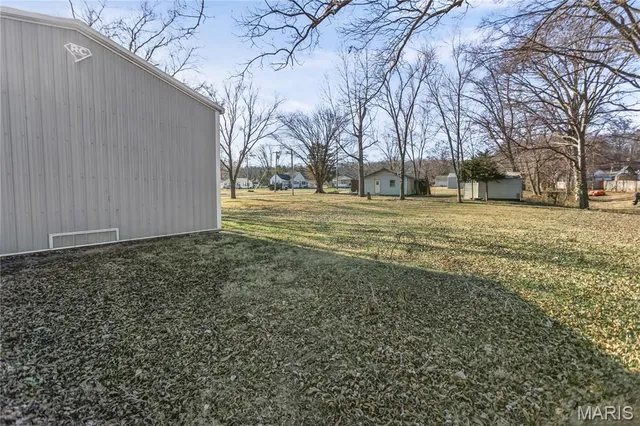 $179,000 | 102 Mary Street, Hardin, IL 62047