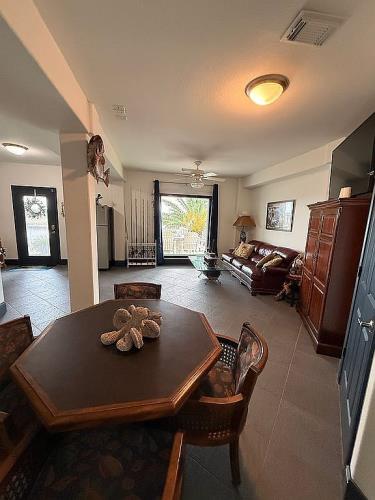 235 Tuna Run Freeport, TX 77541 - Photo 22 of 31