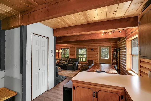 $499,900 | 1221 Fox Road, Cascade, ID 83611