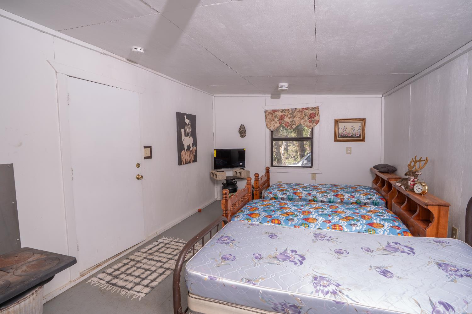 20505 Coalinga Road Paicines, CA 95043 - Photo 9 of 88