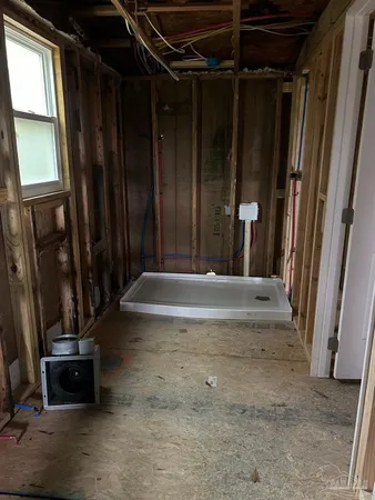 a view of a storage & utility room