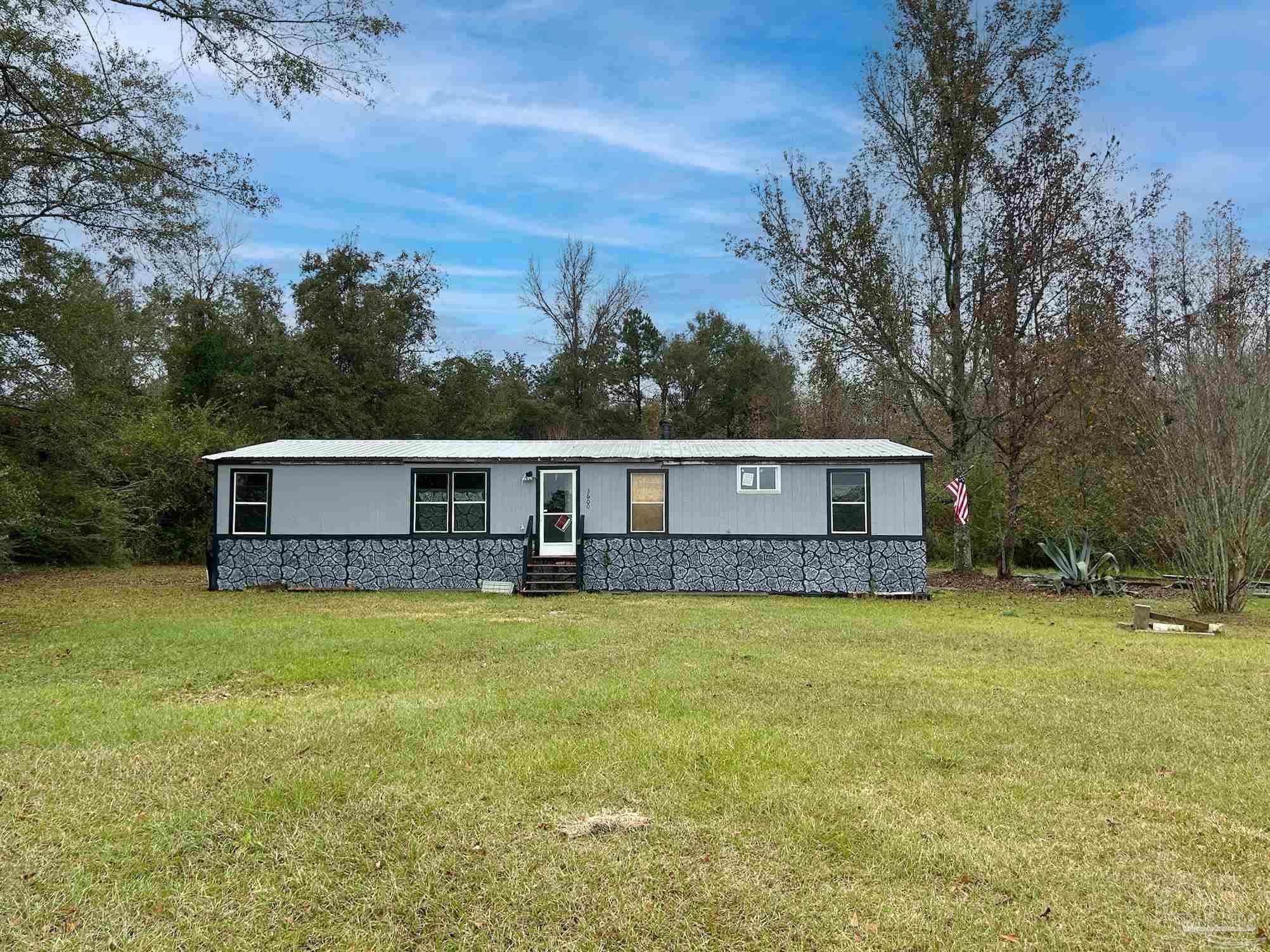 3600 Ashcraft Road Century, FL 32535 - Photo 2 of 22