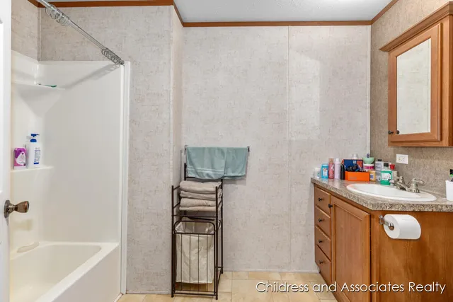 $59,500 | 12811 Charles Drive, Wayland, MI 49348