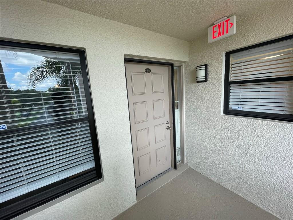 5851 Camino Del Sol, Unit 304 Boca Raton, FL 33433 - Photo 4 of 39 Photo 4