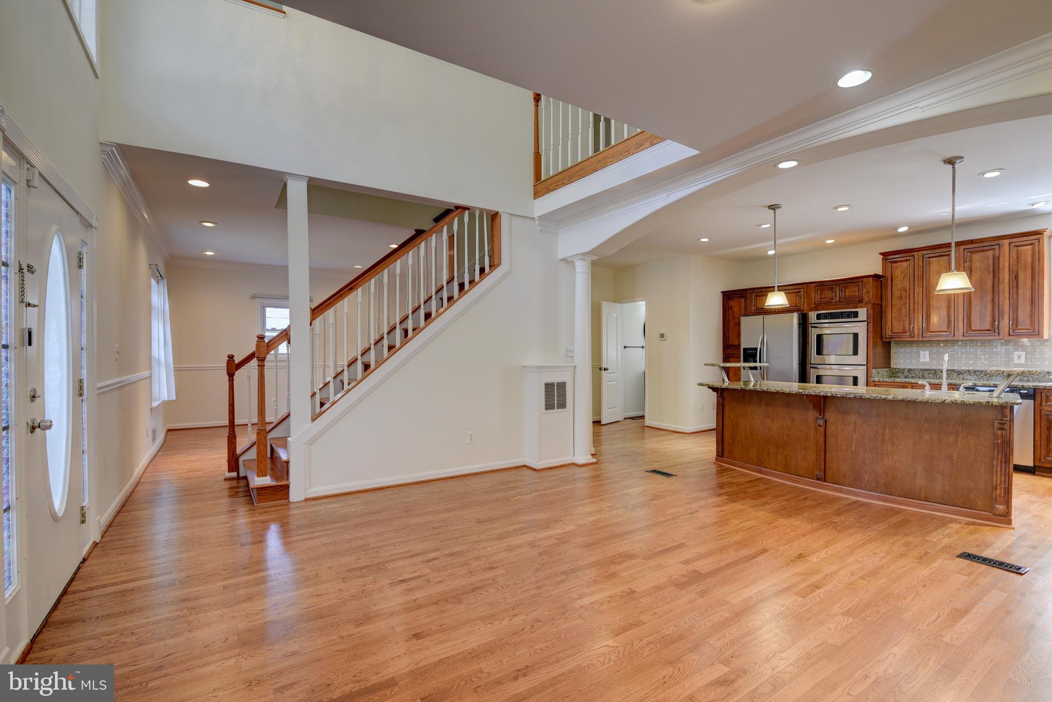 8103 Fordson Road Alexandria, VA 22306 - Photo 2 of 39 Open Kitchen / Living