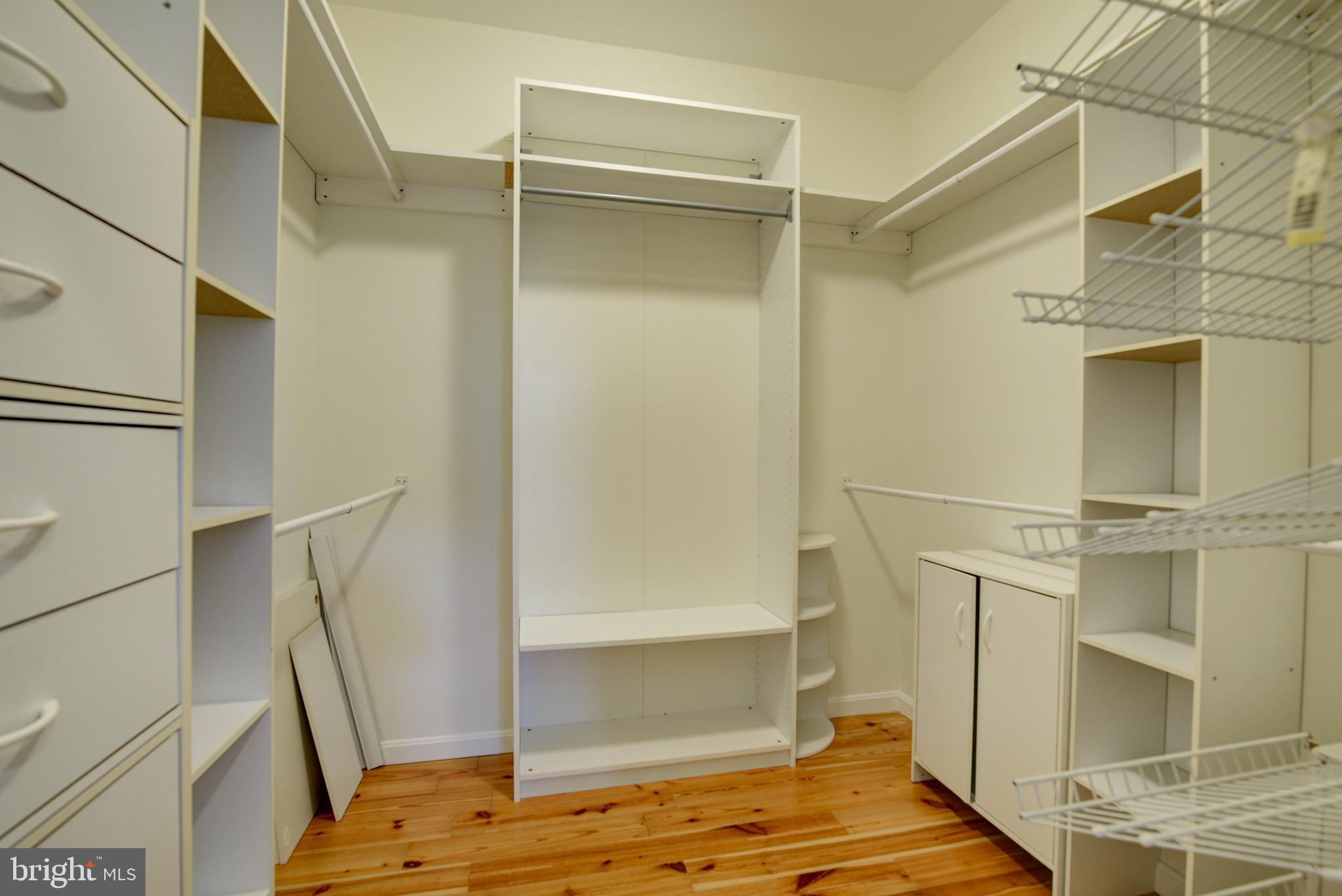 8103 Fordson Road Alexandria, VA 22306 - Photo 23 of 39 Walk-In Closet