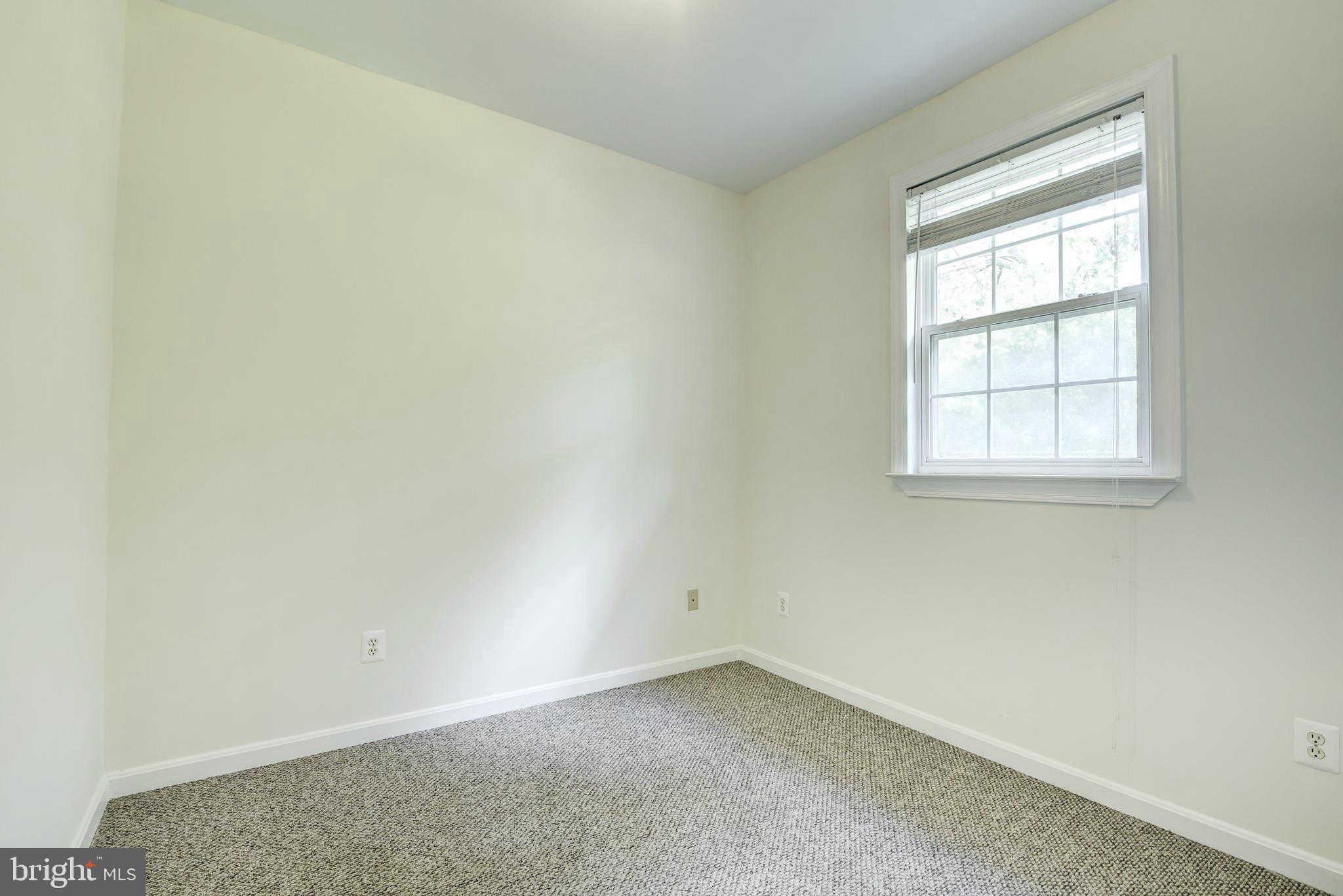 8103 Fordson Road Alexandria, VA 22306 - Photo 26 of 39 Bedroom 3
