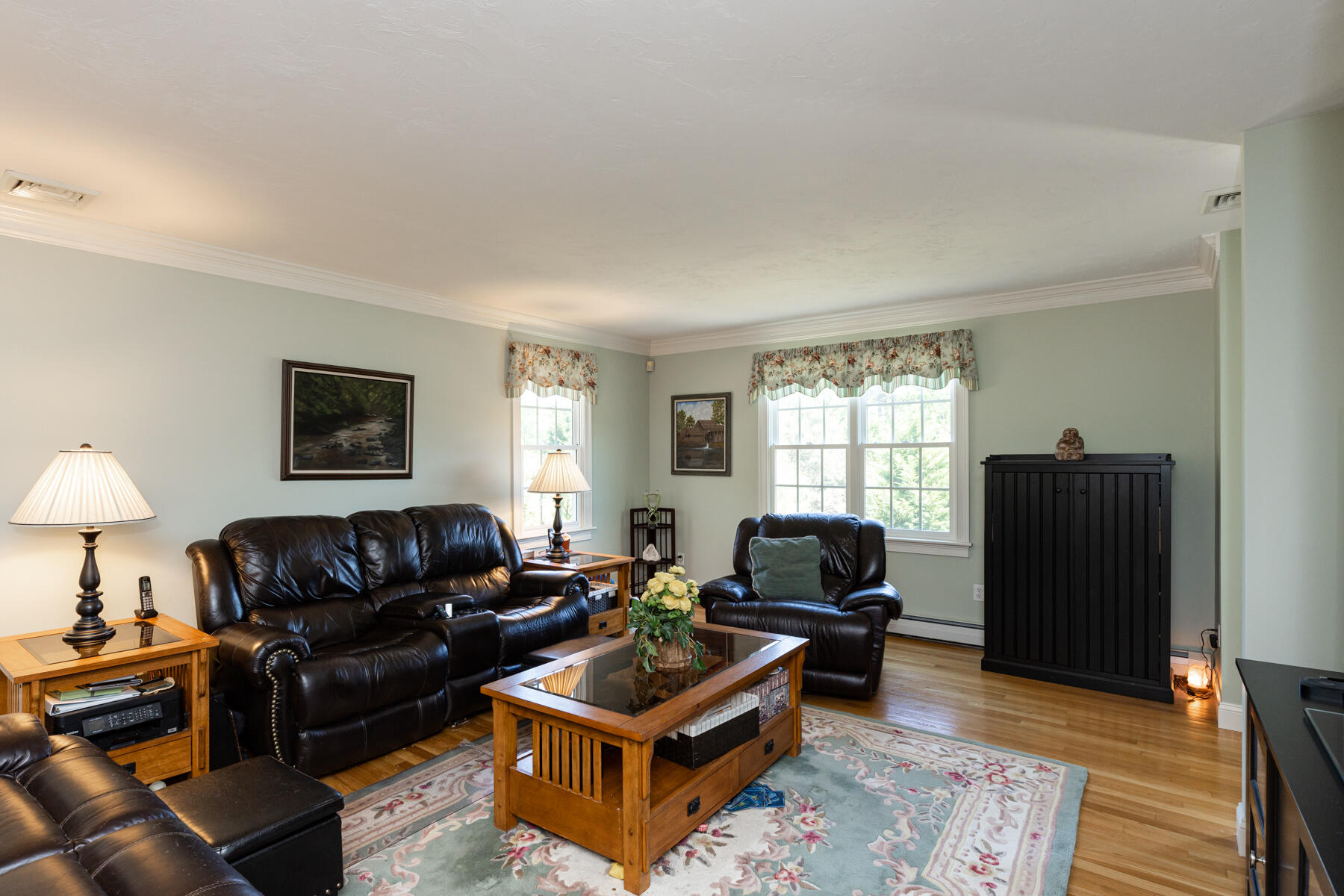 16 Tiffany Road Monument Beach, MA 02532 - Photo 12 of 42 a living room with furniture a lamp and a window