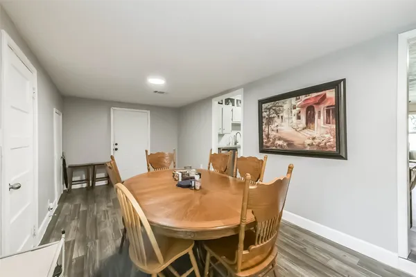 $1,550 | 1102 West Hart Avenue, Pasadena, TX 77506