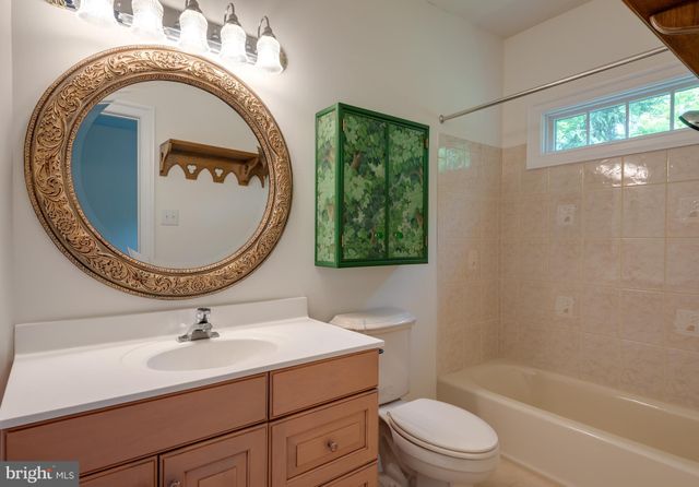 $900,000 | 454 Upper Gulph Road, Wayne, PA 19087