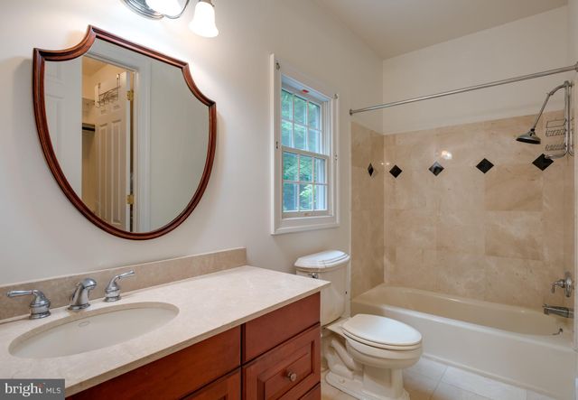 $900,000 | 454 Upper Gulph Road, Wayne, PA 19087