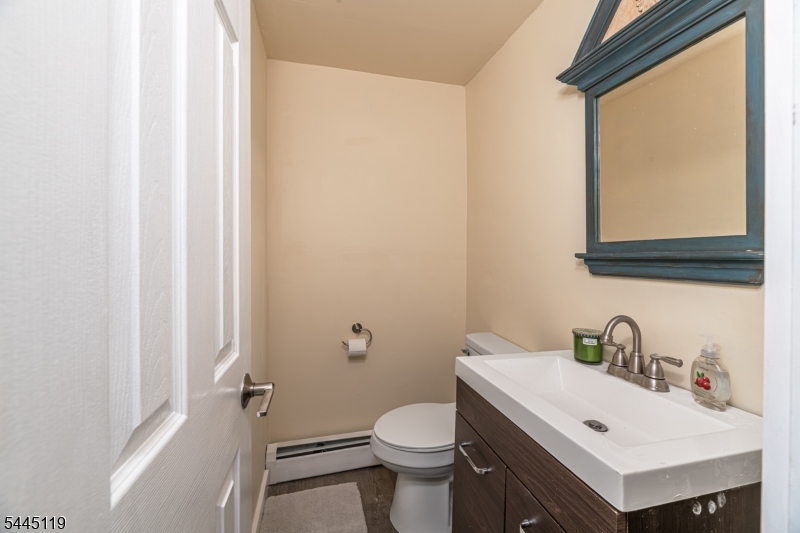 68 Libertyville Road Wantage, NJ 07461 - Photo 15 of 31