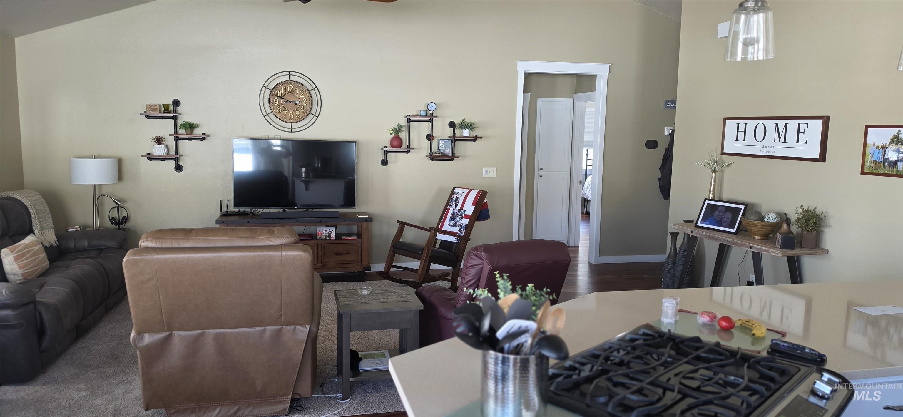 735 16th Street Clarkston, WA 99403 - Photo 4 of 38