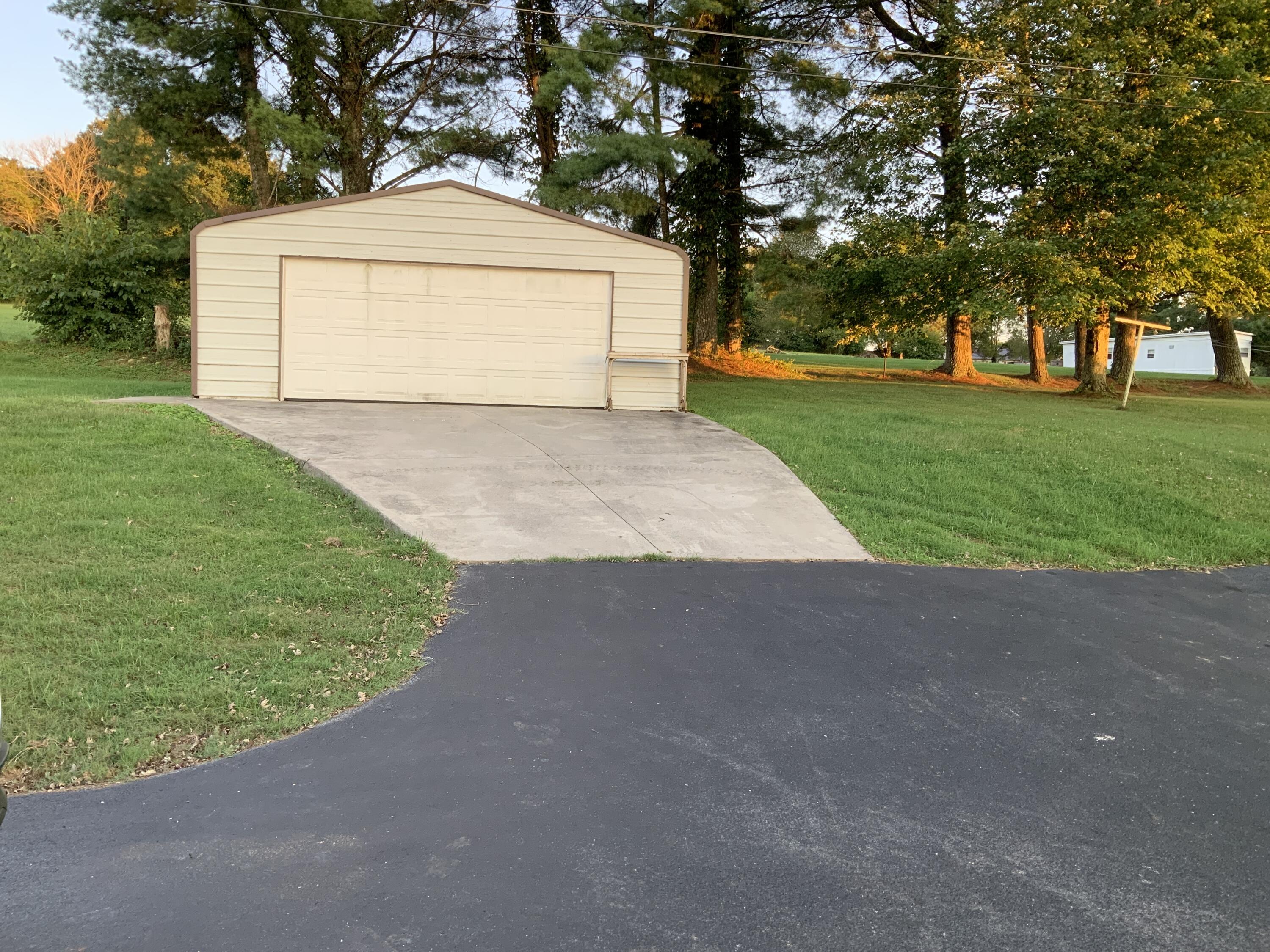 100 Grundy Road Somerset, KY 42501 - Photo 7 of 23 image