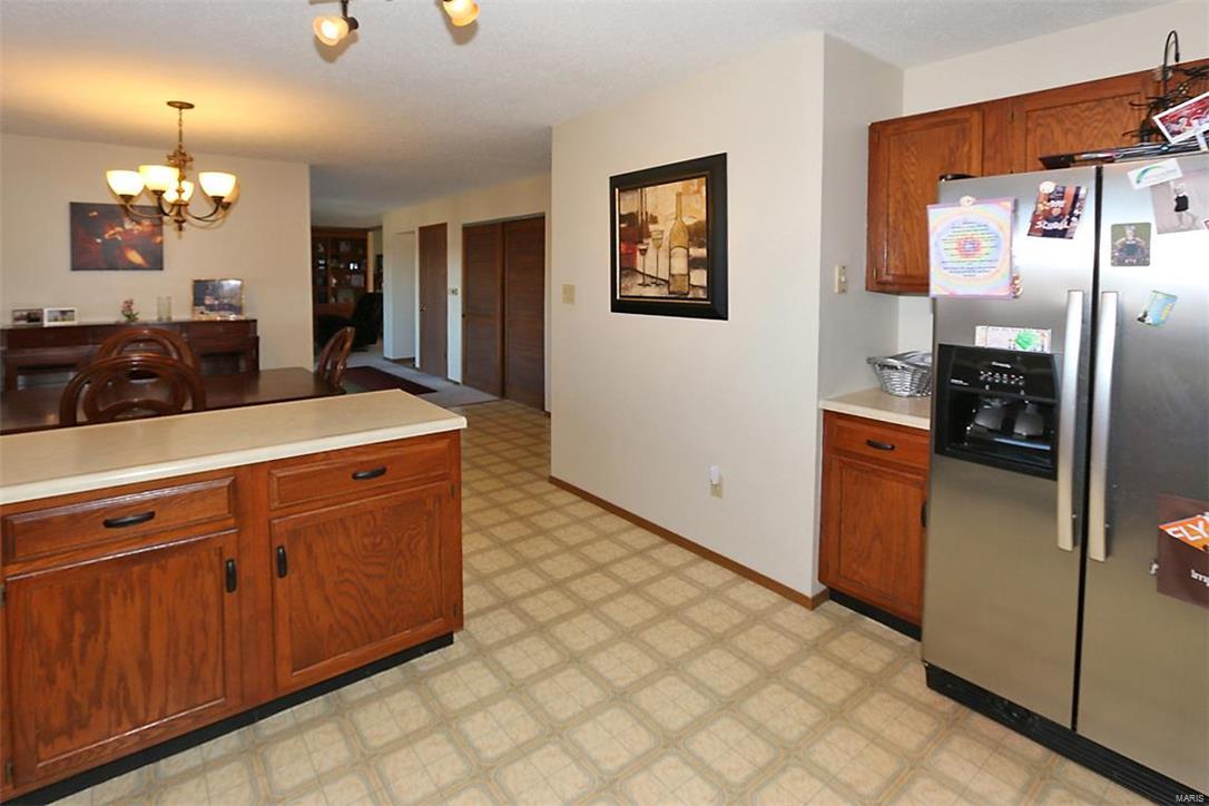 1739 Smizer Mill Road Fenton, MO 63026 - Photo 11 of 33 Gallery Image 11