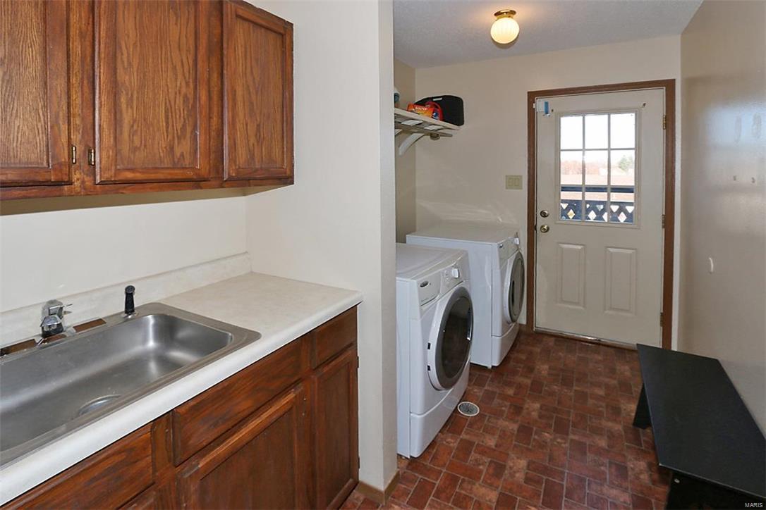 1739 Smizer Mill Road Fenton, MO 63026 - Photo 13 of 33 Gallery Image 13