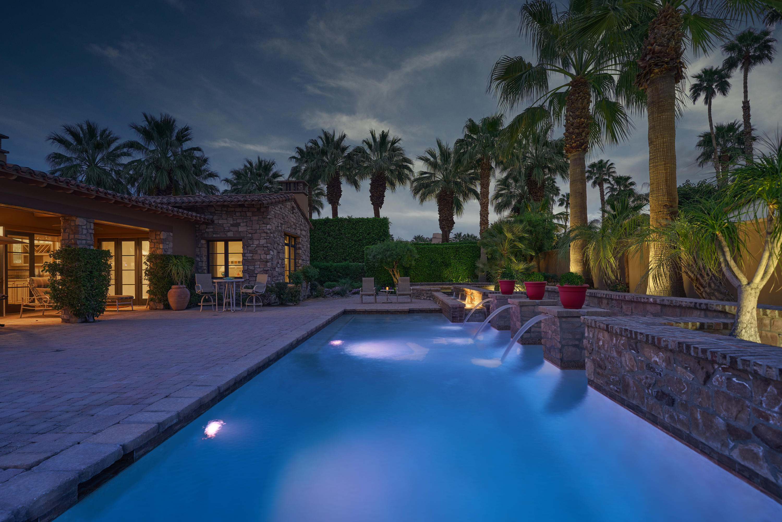 9 Via Perugia Rancho Mirage, CA 92270 - Photo 2 of 38 2 Night Pool - East