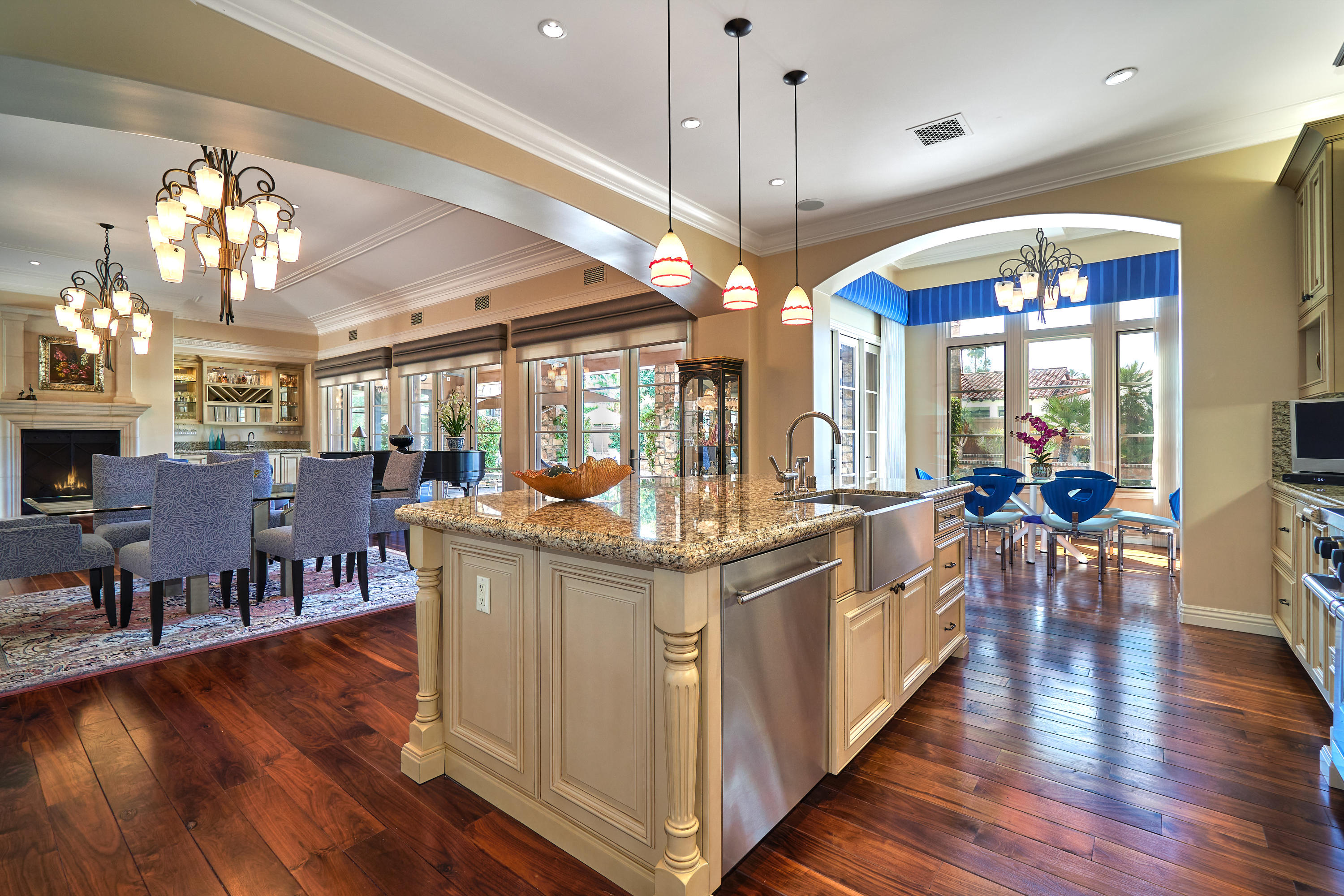 9 Via Perugia Rancho Mirage, CA 92270 - Photo 14 of 38 6 Kitchen Island
