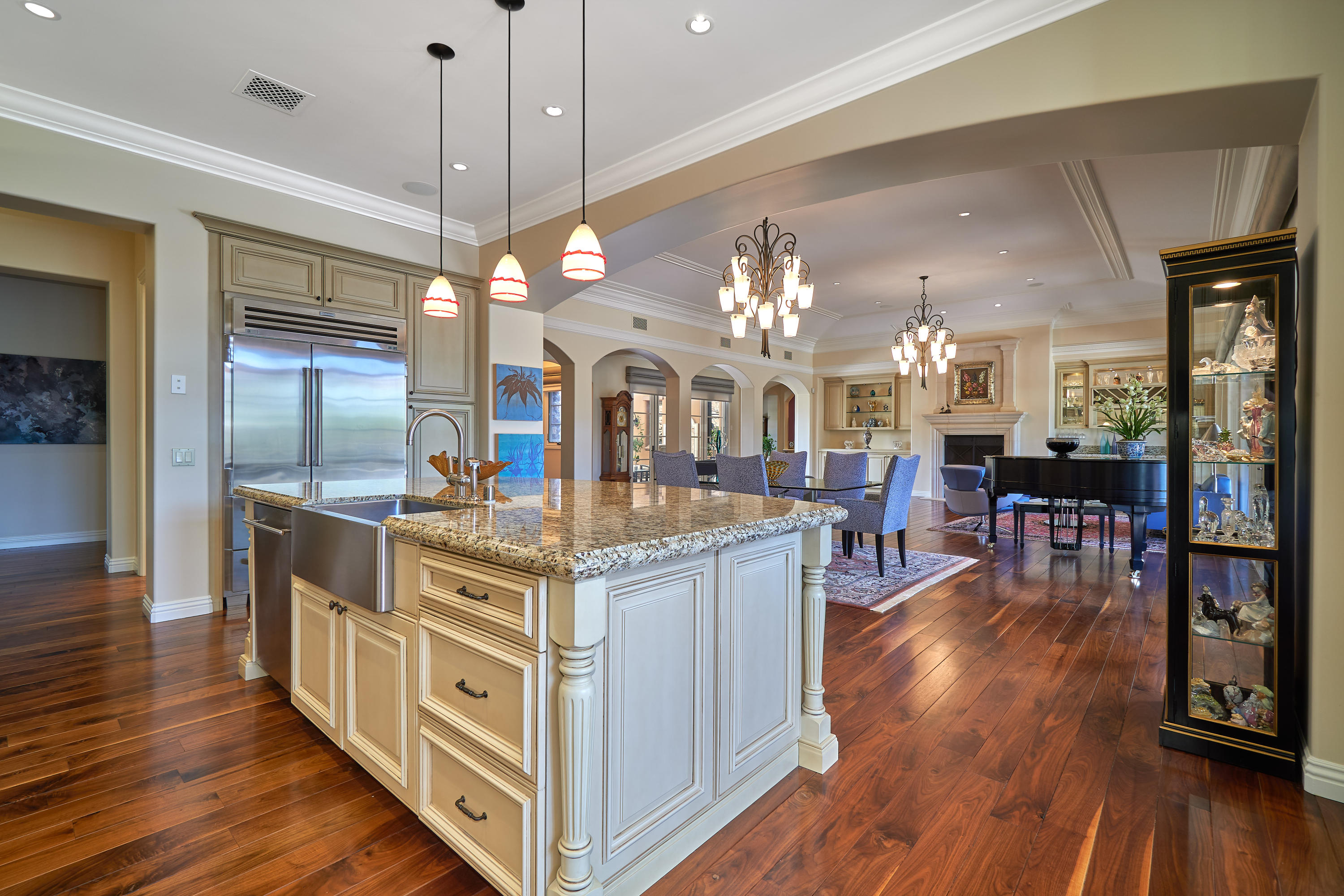 9 Via Perugia Rancho Mirage, CA 92270 - Photo 16 of 38 8 Kitchen-Living Room