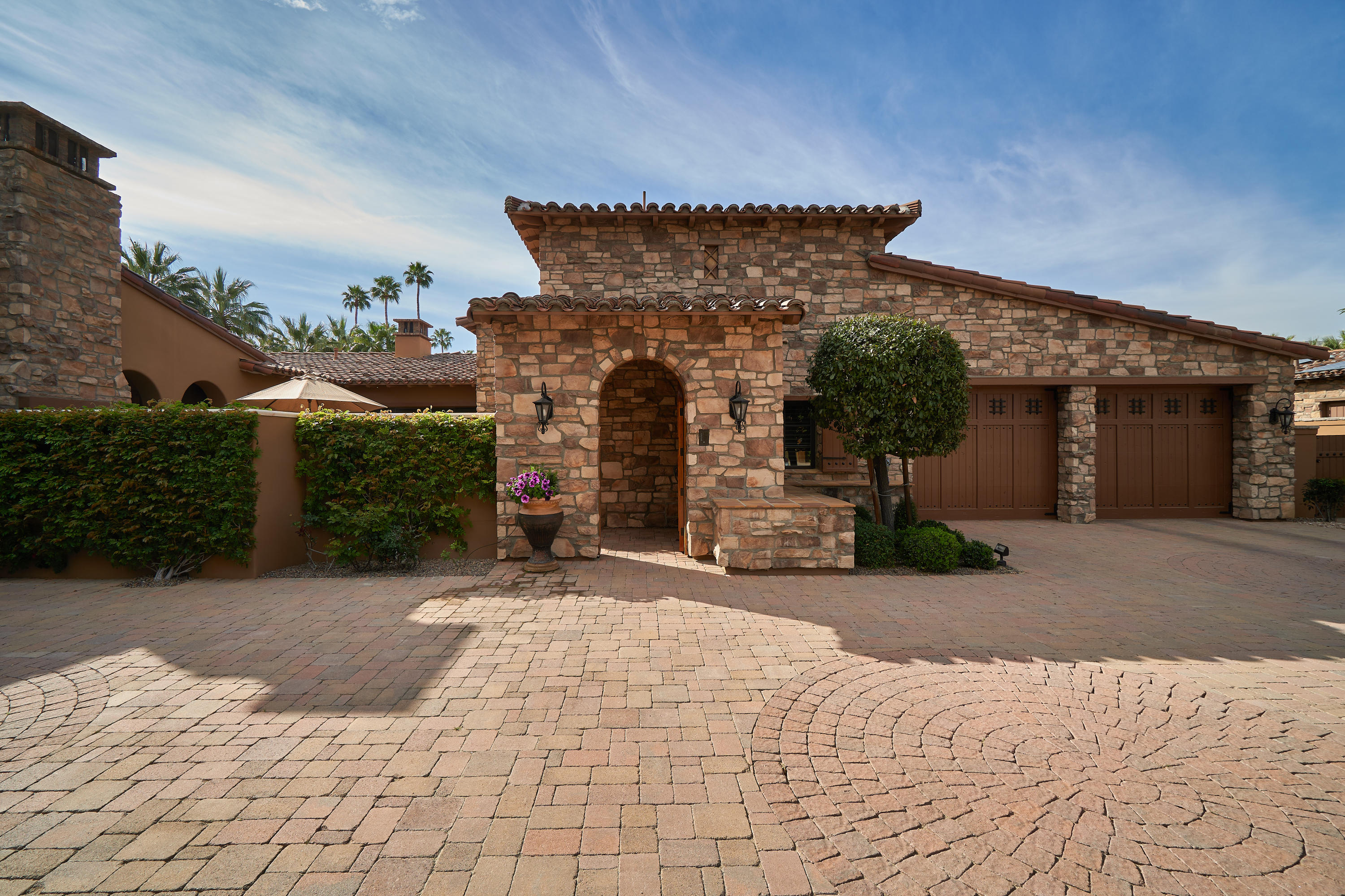 9 Via Perugia Rancho Mirage, CA 92270 - Photo 4 of 38 28 Front Portico Day