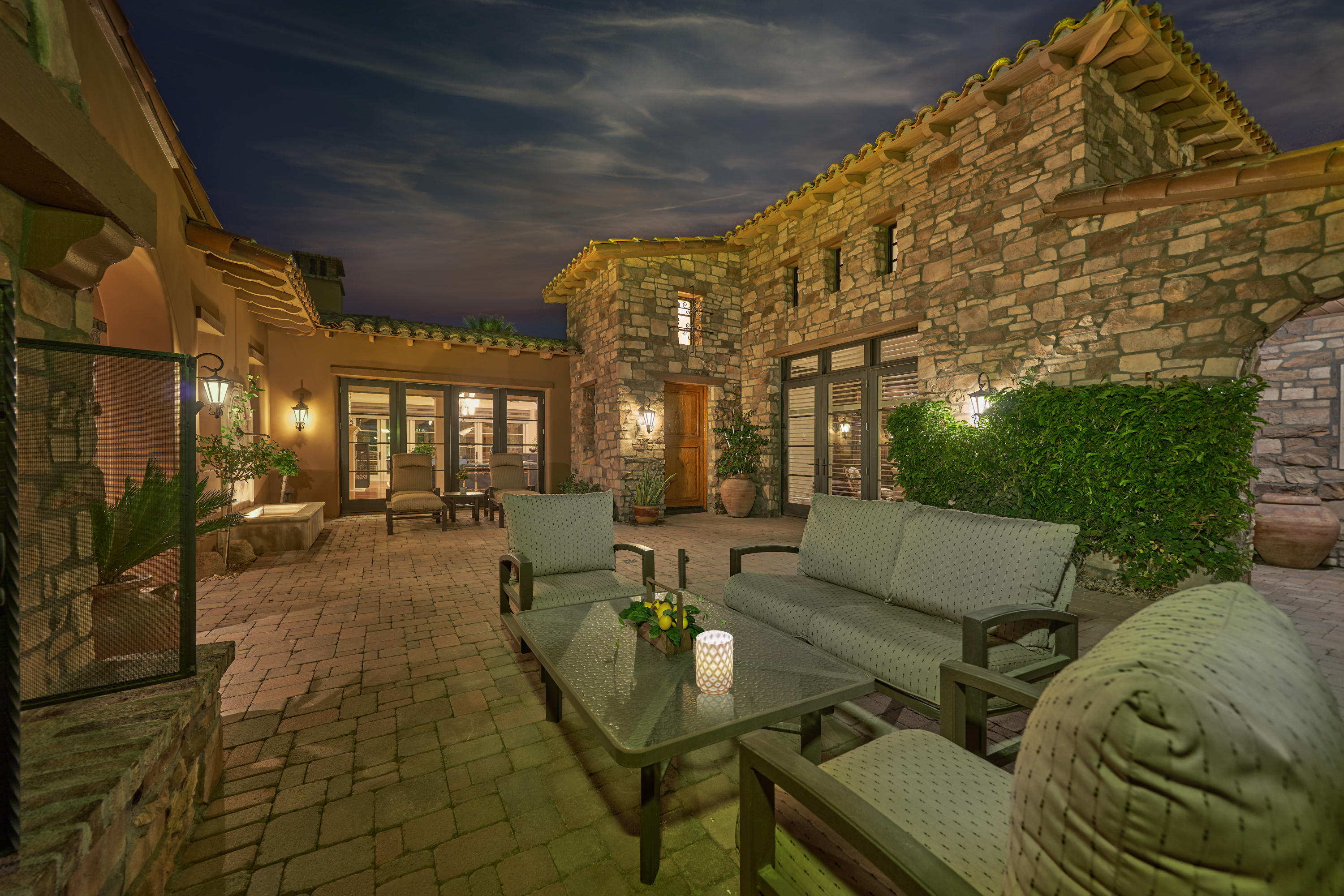 9 Via Perugia Rancho Mirage, CA 92270 - Photo 7 of 38 4 Front Courtyard Night