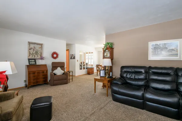 $449,900 | 17685 Evergreen Court, Brookfield, WI 53045