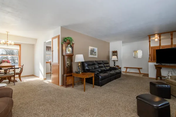 $449,900 | 17685 Evergreen Court, Brookfield, WI 53045