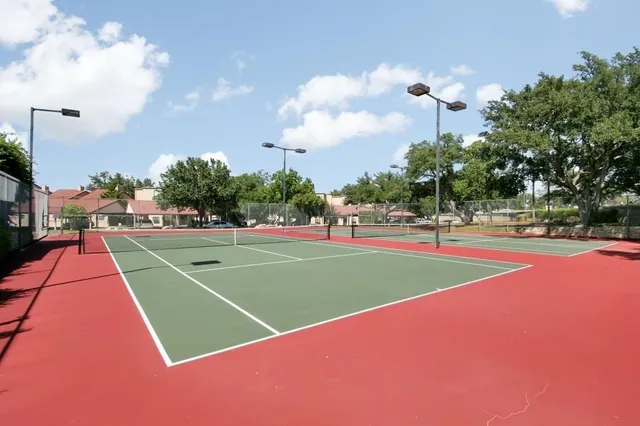 a view of a tennis court