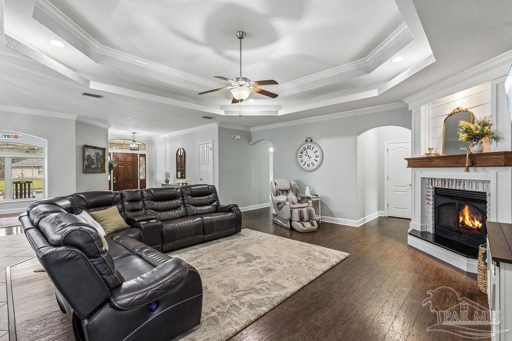 3689 Laurel Lee Pace, FL 32571 - Photo 9 of 47