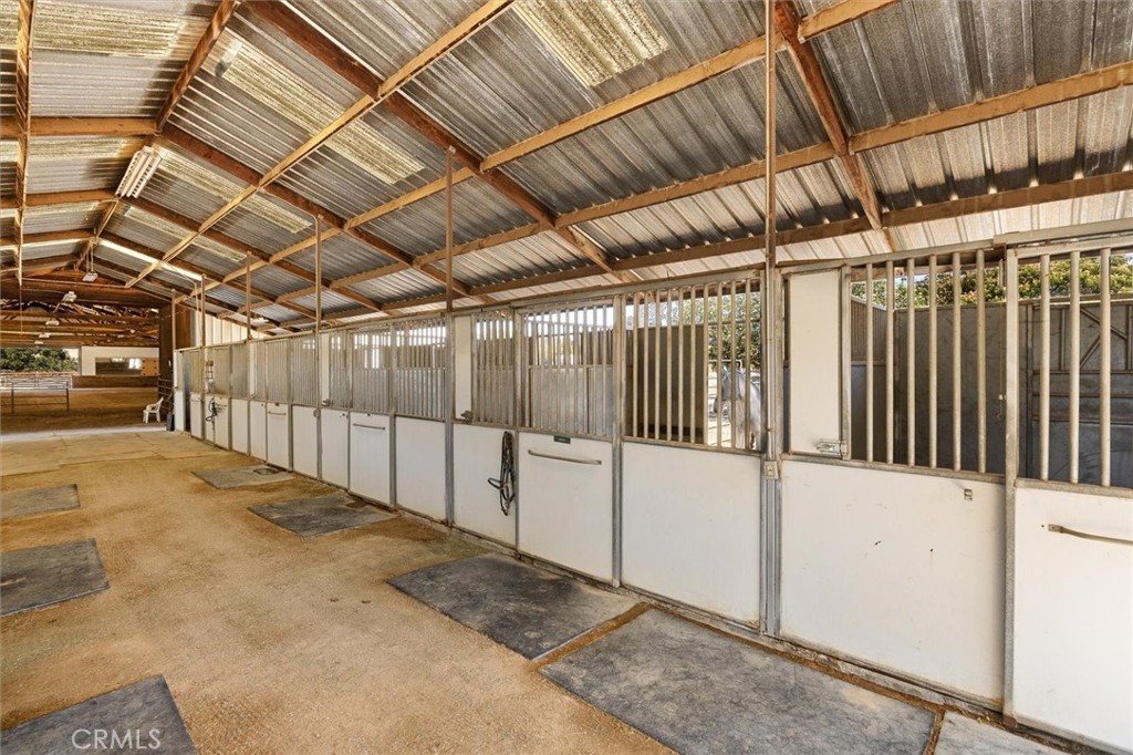 5625 Linne Road Paso Robles, CA 93446 - Photo 11 of 75 a view of a garage
