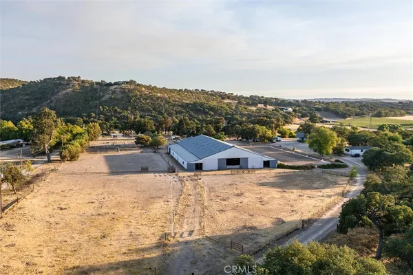 $2,299,000 | 5625 Linne Road, Paso Robles, CA 93446