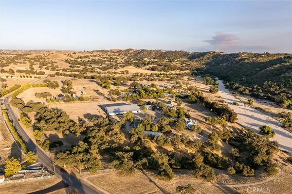 $2,299,000 | 5625 Linne Road, Paso Robles, CA 93446
