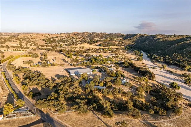 $2,299,000 | 5625 Linne Road, Paso Robles, CA 93446